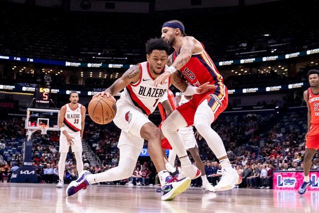 35岁法国裁判莱特西尔当选IFFHS年度最佳裁判